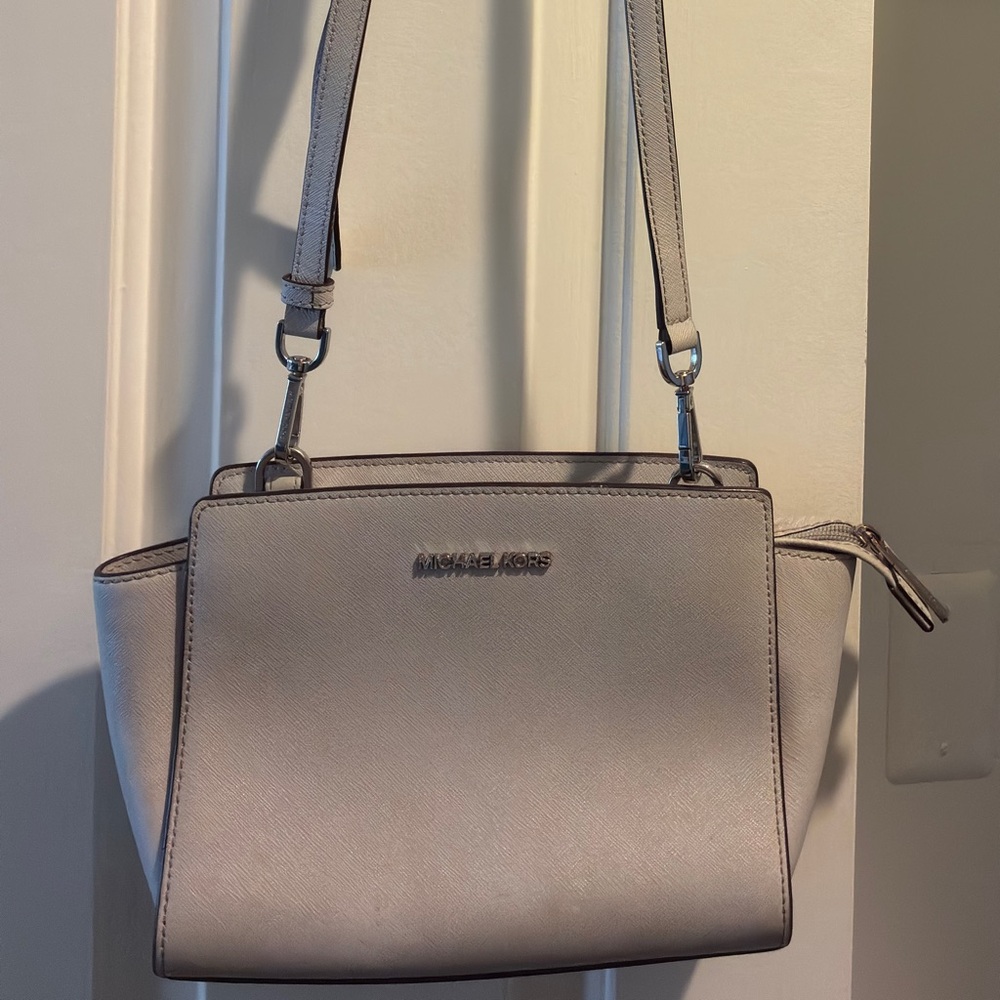 Michael Kors Cream Crossbody Bag